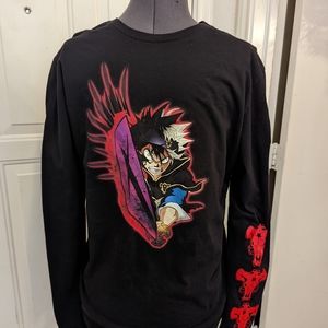 👍 Men's Casual Shirt Medium size L Sleeves Nice Print on Front and Right Sleeve